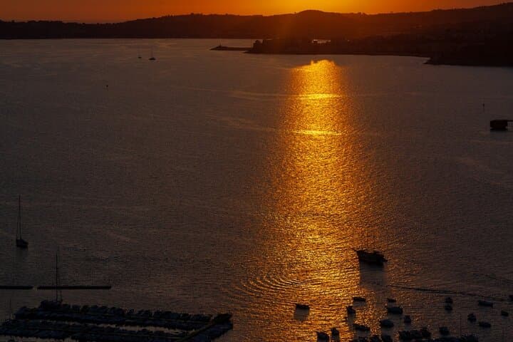 Naples Aperisunset: Inflatable-Boat Aperitivo on the Gulf of Naples photo 2