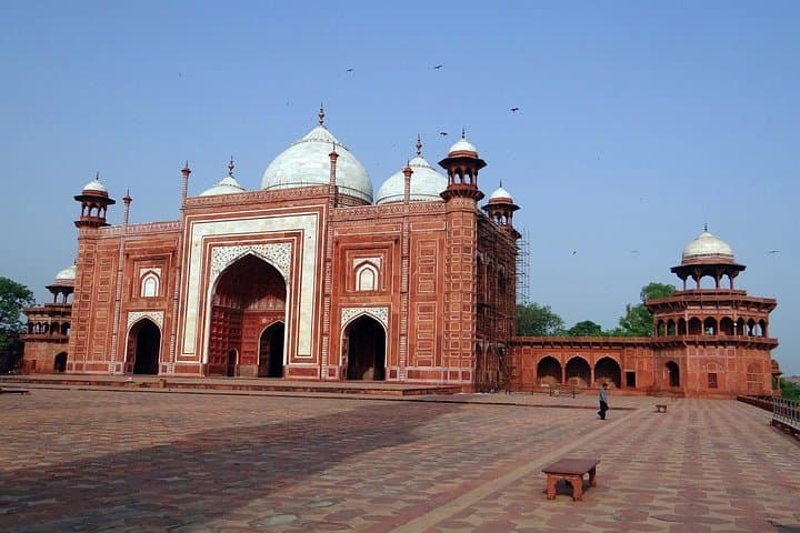 Private 5-Day Golden Triangle Tour: Delhi, Agra & Jaipur Heritage Drive photo 2