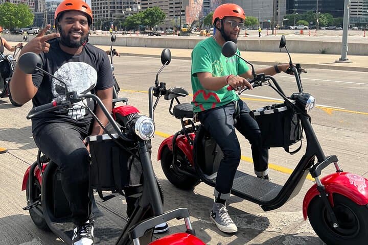 2-Hour Fat-Tire Scooter Rental in Dallas — Urban Ride Through Klyde Warren & Deep Ellum photo 2