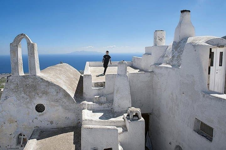 Discover Santorini's Iconic Sites: A Half-Day Adventure for Cruise Travelers photo 4