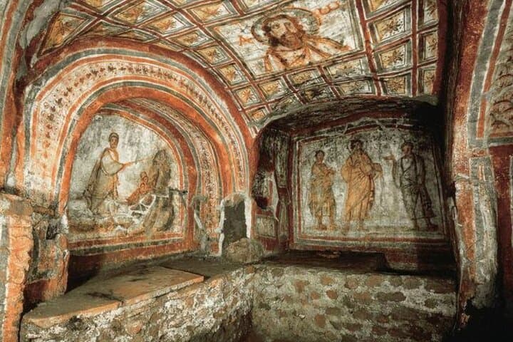 Appian Way & Catacombs Golf-Car Guided Tour in Rome