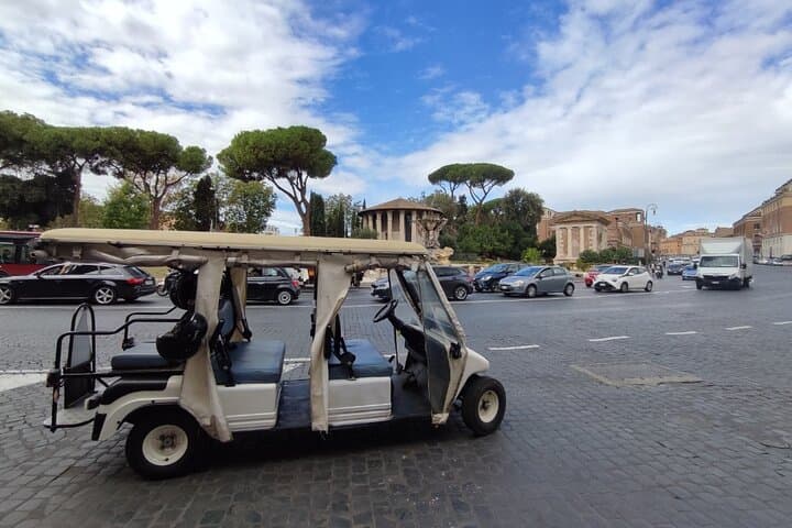 Appian Way & Catacombs Golf-Car Guided Tour in Rome photo 2