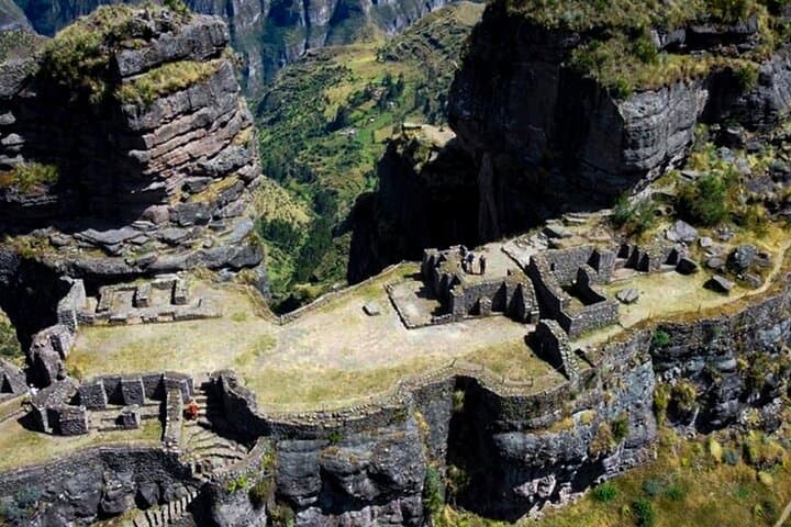 Waqra Pukara Full Day Hike: Explore the Horn-Shaped Inca Fortress Above Apurímac Canyon photo 4