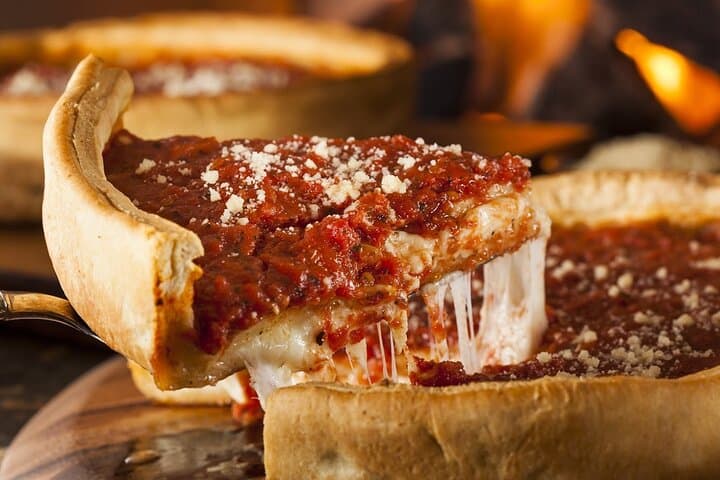 Private Chicago Food Tour: Deep-Dish, Italian Beef & Loop Walking Tour photo 2