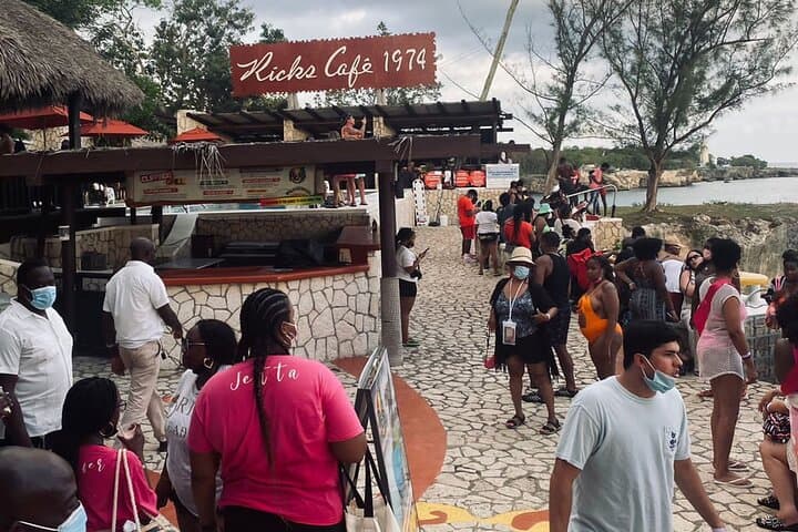 Negril Seven Mile Beach and Rick's Cafe Full-Day Combo Tour photo 3