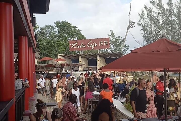 Montego Bay to Negril: 2–3 Day Bamboo Rafting, Catamaran & Dunn's River Falls Adventure photo 2