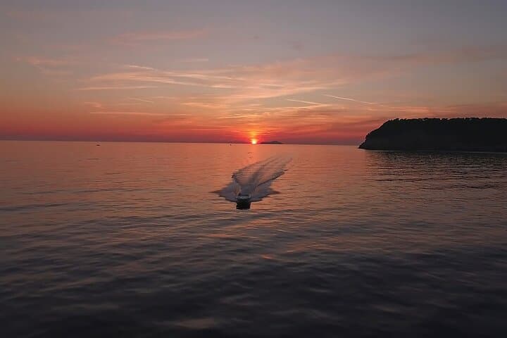 Dubrovnik Sunset Cruise: Private Boat Tour & Old Town Panorama