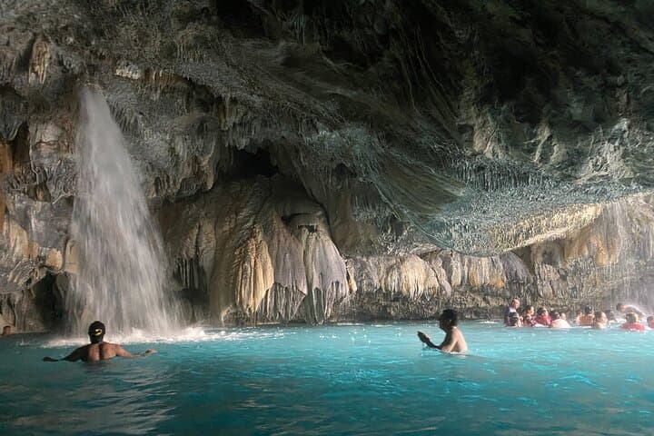 Full-Day Tolantongo Hot Springs Tour from Mexico City: Caves, Pocitos & River Relaxation photo 6