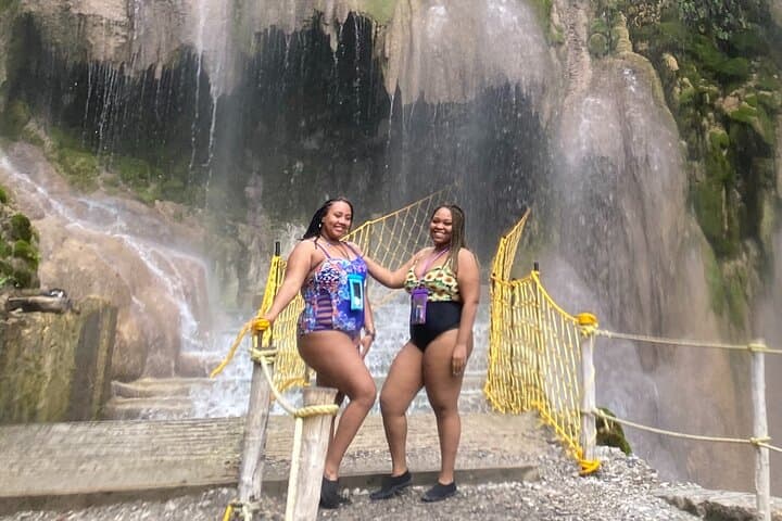 Full-Day Tolantongo Hot Springs Tour from Mexico City: Caves, Pocitos & River Relaxation photo 4