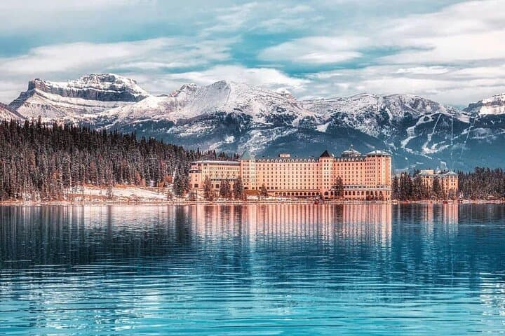 4-Day Canadian Rockies & Banff Coach Tour from Vancouver (Chinese & English)
