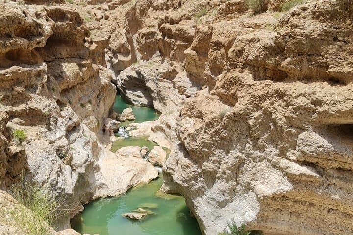 Wadi Shab Tour from Muscat: Bimmah Sinkhole, Fins Beach & Canyon Swim photo 4
