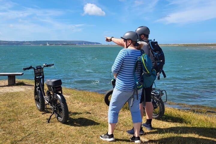 Retro E‑Bike Hire: Explore New Forest Coastal Trails from Keyhaven photo 5