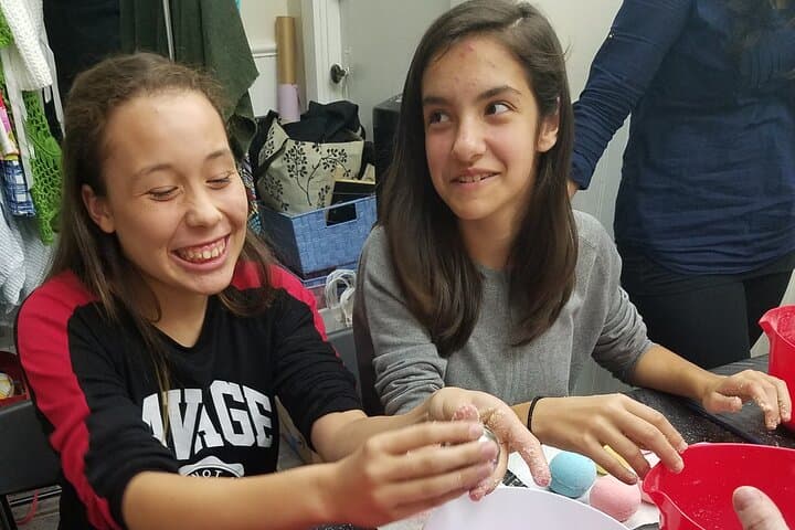 Bath Bomb Making Class in Newark — DIY Spa Workshop & Craft Experience photo 6