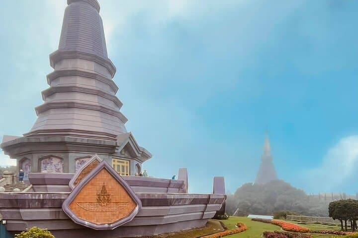 Private Full-Day Doi Inthanon National Park Tour from Chiang Mai