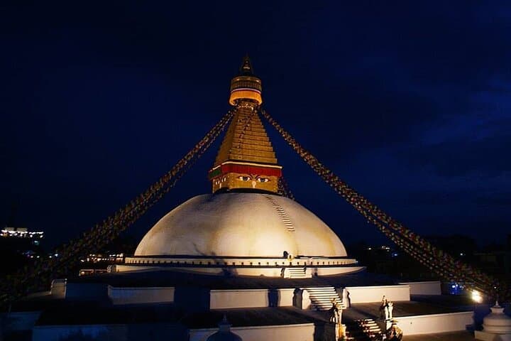 6-Day Kathmandu & Chitwan Safari and Cultural Tour photo 2