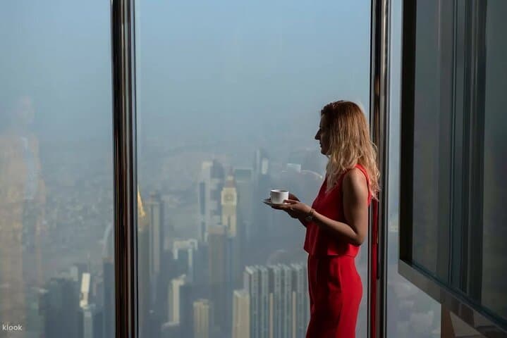 Burj Khalifa The Lounge: Sky-High Views from Levels 152–154 photo 6