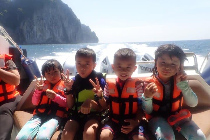 Phi Phi Islands Speedboat Day Tour from Phuket – Maya Bay, Snorkeling & Buffet Lunch photo 6