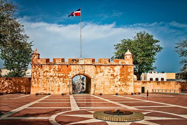 Santo Domingo Day Trip from Las Terrenas: Colonial Zone, Three Eyes & Columbus Lighthouse photo 6