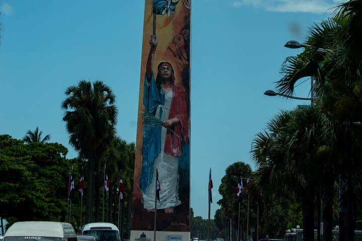 Full-Day Santo Domingo Cultural Tour from Samaná: Colonial Zone, Los Tres Ojos & Columbus Lighthouse photo 3