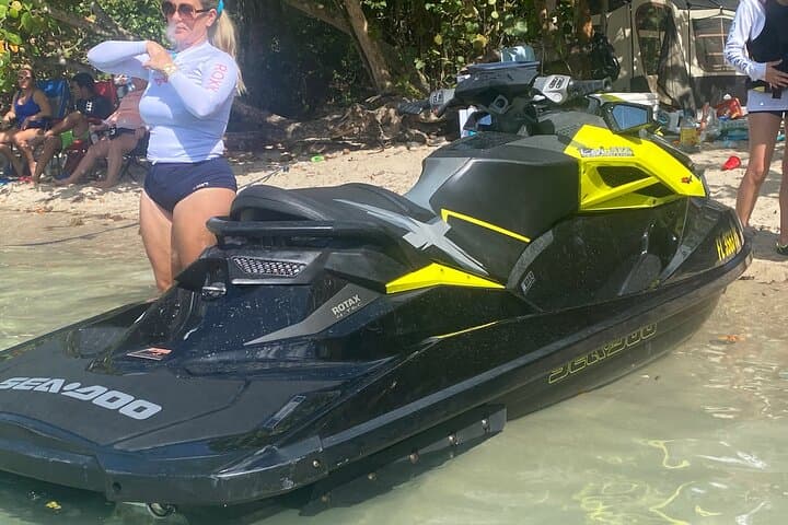 Biscayne Bay Jet Ski: 1-Hour Ride from Bayside Marketplace to Haulover Sandbar photo 3