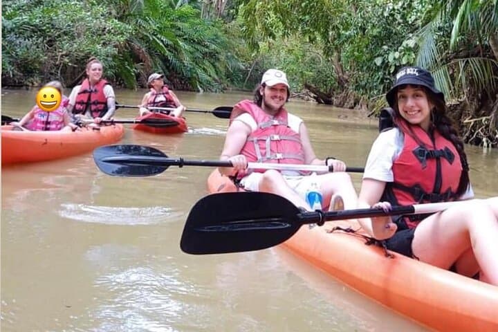 Close-Up Monkey Kayak Tour — 2-Hour Mangrove & Wildlife Paddle in Quepos photo 2