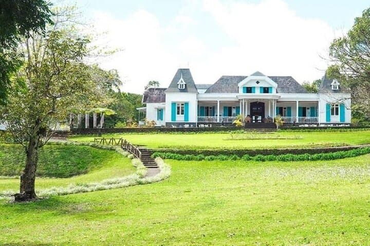 Hands-On Mauritian Culinary Experience at Domaine des Aubineaux photo 2