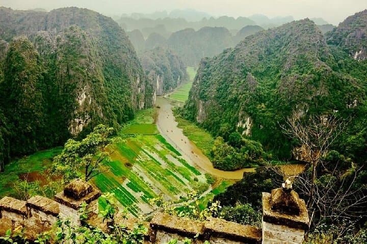 2-Day Ninh Binh Adventure from Hanoi — Tam Coc, Mua Cave & Trang An