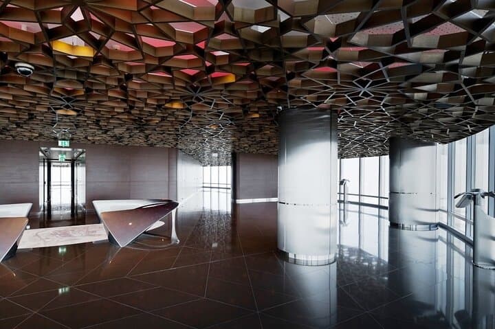 Half-Day Private Dubai Tour: Burj Khalifa 125 & Atlantis Poseidons Café photo 3