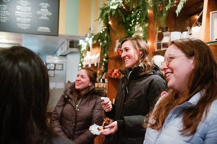 Boston North End Private Food Tour: 6+ Tastings Including Cannoli & Lobster Roll photo 4