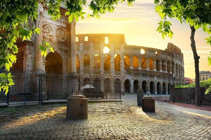 Colosseum, Roman Forum & Palatine Hill Guided Tour — 2.5-Hour Small-Group Experience