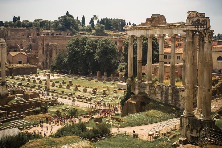 Colosseum, Roman Forum & Palatine Hill Guided Tour — 2.5-Hour Small-Group Experience photo 5