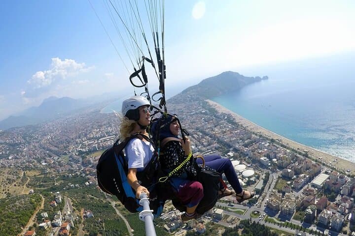 Halal Tandem Paragliding in Alanya with a Licensed Woman Pilot photo 6