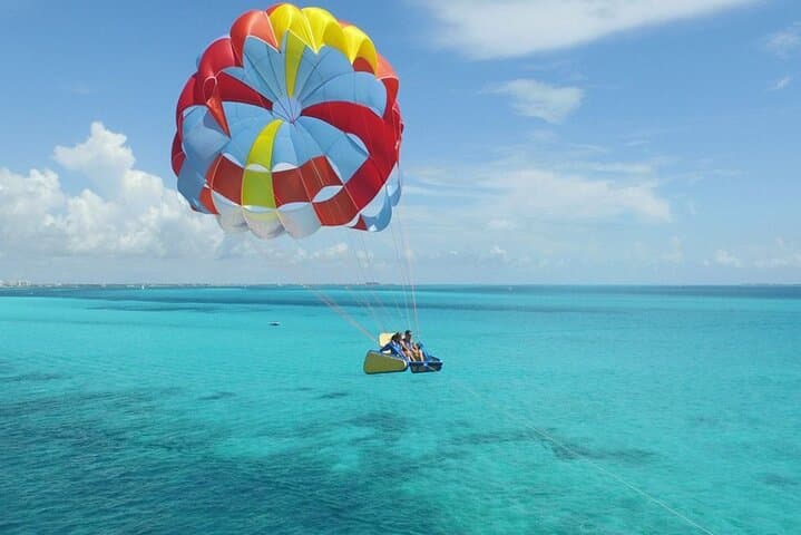 Parasail Over Nichupté Lagoon: 30-Min Sky Rider Experience in Cancún photo 6