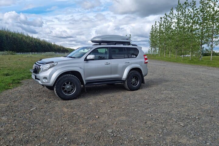 Golden Circle Private Day Tour from Reykjavík: Thingvellir, Geysir & Gullfoss photo 6