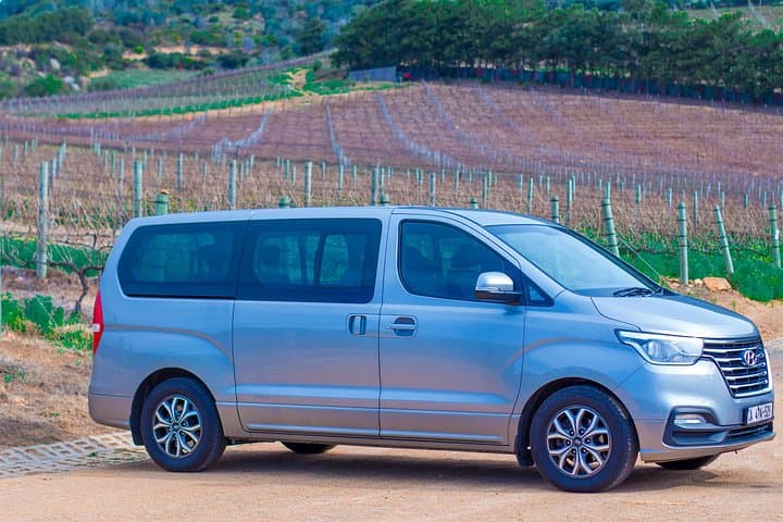 Cape Town Airport Transfers: Private Pickups & Drop-Offs to City and Waterfront photo 1