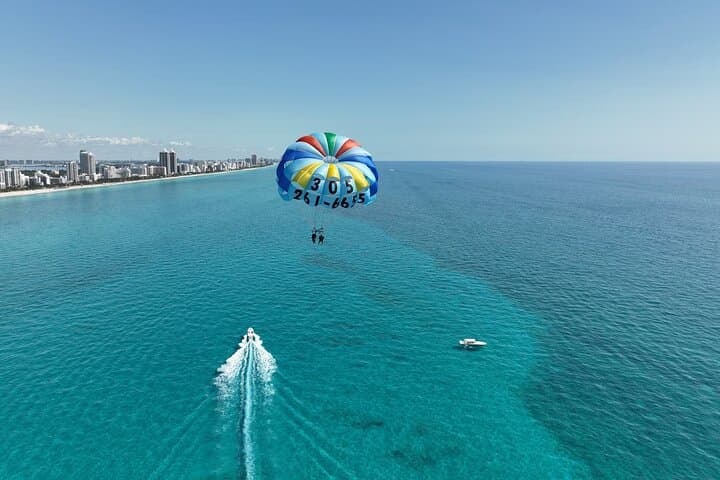 Parasail Over South Beach: Flysobe 8–10 Minute Aerial Flight from Miami Beach Marina photo 2