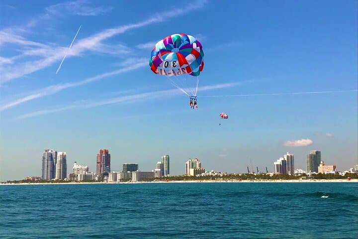 Parasail Over South Beach: Flysobe 8–10 Minute Aerial Flight from Miami Beach Marina photo 5
