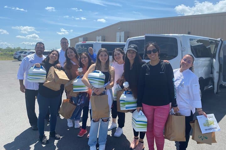 Private Orlando Airport Transfer (MCO) from Hotels — Up to 14 Passengers photo 3