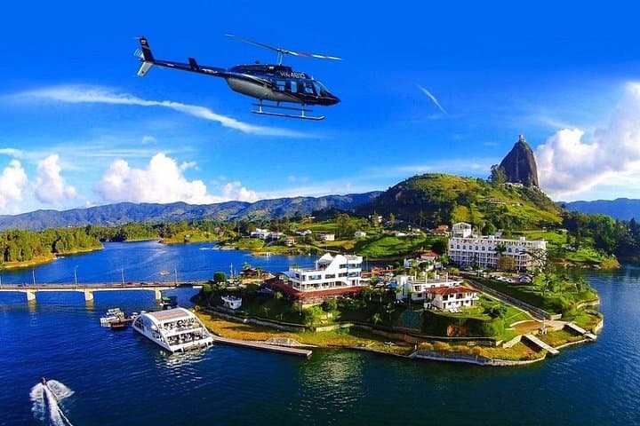 Private Guatapé VIP: Helicopter Flight, El Peñol Stair Climb & Lake Cruise photo 1