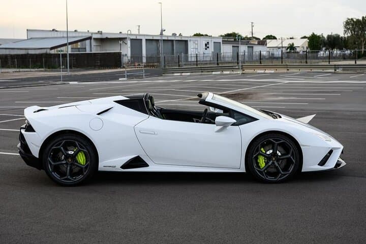 Drive a Lamborghini Huracan Evo in Brisbane: Self-Drive Supercar Hire photo 2