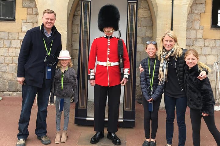 Private Royal and Westminster Walking Tour: Buckingham Palace, Westminster & Hidden Royal Stories photo 1