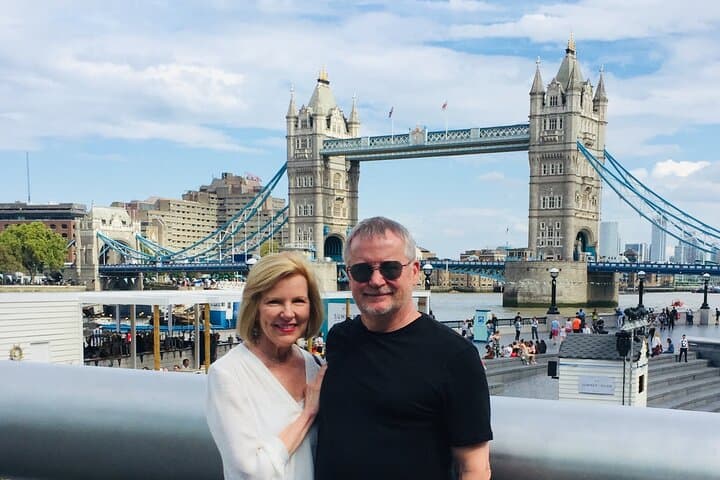 Explore London: Private Full-Day Highlights Tour On Foot, Bus & Tube photo 2