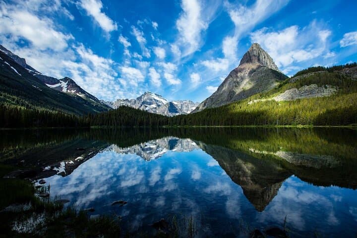 4-Day Yoho & Banff National Park Tour from Vancouver — Gondola, Hot Springs & Johnston Canyon