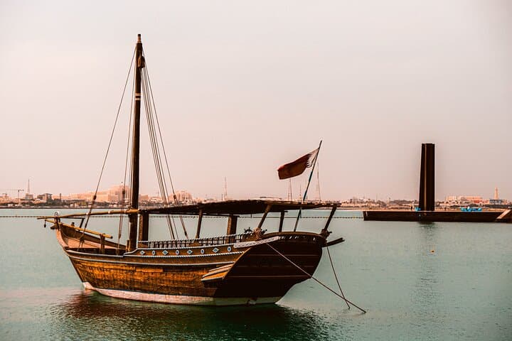 Private Doha City Tour with Dhow Cruise: Corniche, Souq Waqif & Katara
