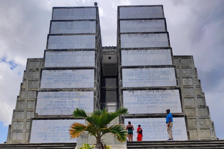 Santo Domingo Day Trip from Las Terrenas: Colonial Zone, Three Eyes & Columbus Lighthouse