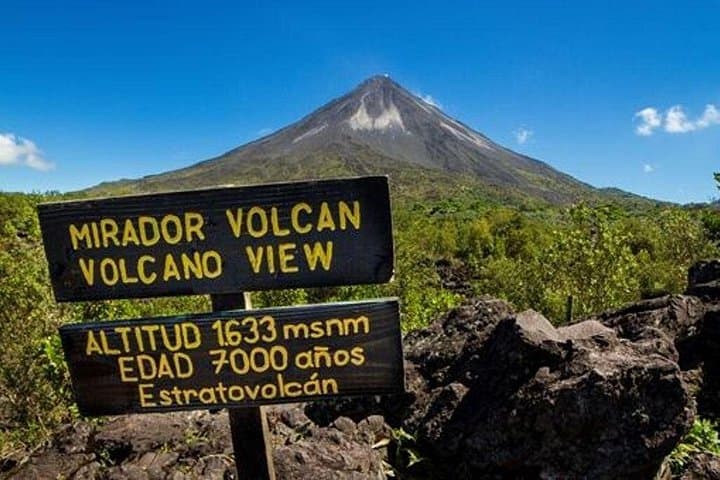 Full-Day Arenal Volcano Hike & Hot Springs — Private Family Tour photo 1
