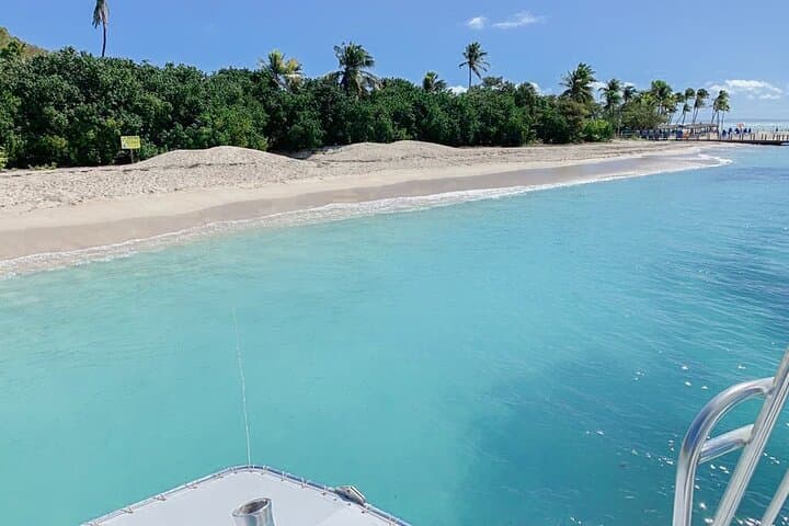 Private Icacos Island Boat Tour from Fajardo — All-Inclusive 4-Hour Charter photo 4