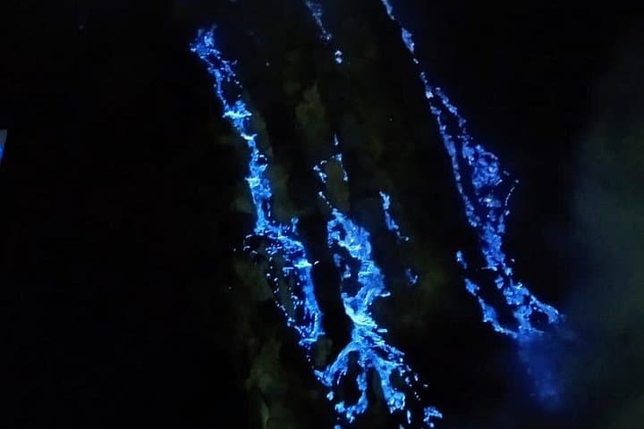 Ijen Crater Blue Fire Tour from Bali — Midnight Hike to Kawah Ijen photo 2