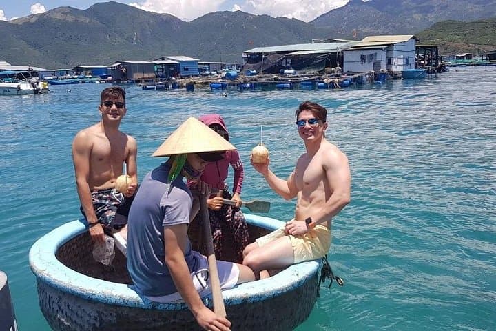 Private Speed-Boat Snorkel in Nha Trang Bay: Mieu & Coral Islands photo 1
