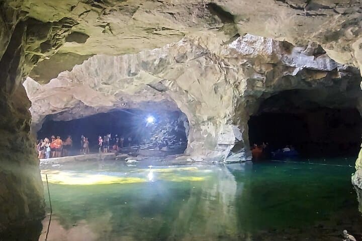 Gruta do Anjo Private Tour: Day Trip from São Paulo to Cave Pools and Waterfalls photo 6